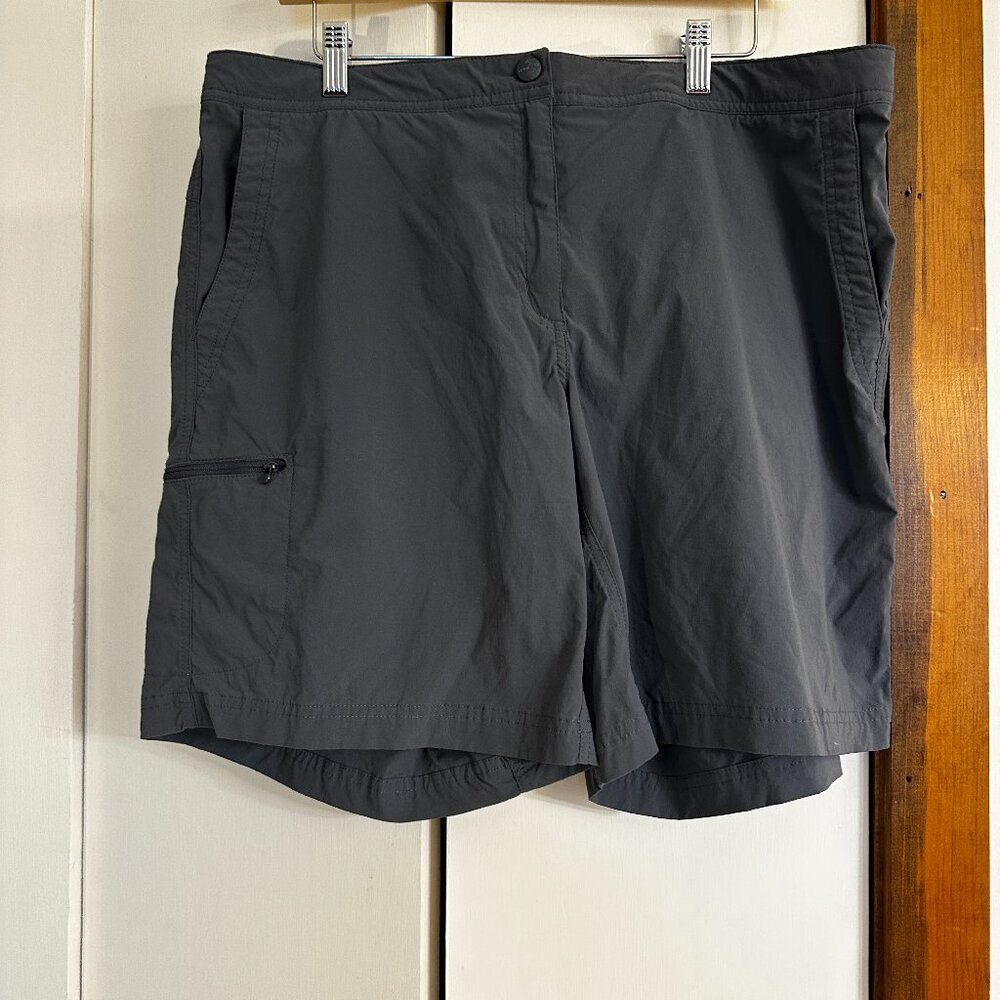 L.L. Bean Women's Trail Shorts - Gray - Size 18 - Plus Athletic
